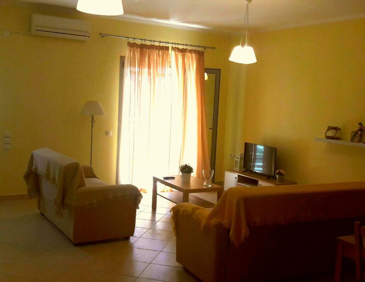 Moiras Apartments Lefkada City Luaran gambar