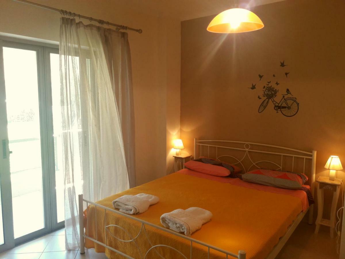 Moiras Apartments Lefkada City Luaran gambar